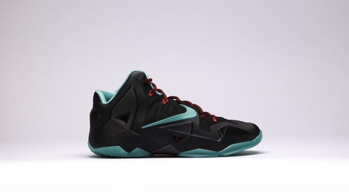 Lebron 11 low on sale black